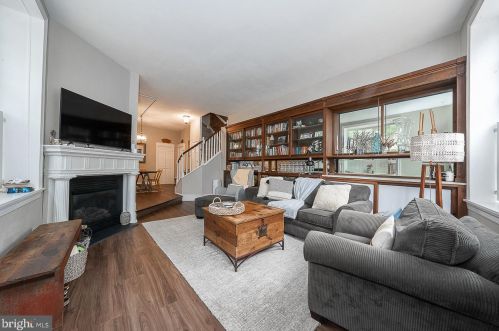 858 Front St, Philadelphia PA  19147-4341 exterior