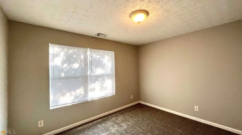 3304 Par 3 Way, Lithonia GA 30038-1816 exterior