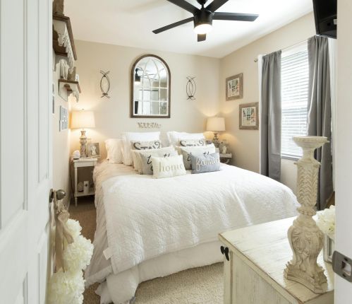 1936 Grand Dr, Fort Pierce FL 34952-7795 exterior