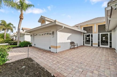 566 Captn Kate Ct, Naples FL 34110-6419 exterior