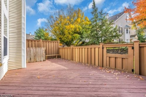 903 Stech Dr, Bridgewater NJ 08807-5501 exterior