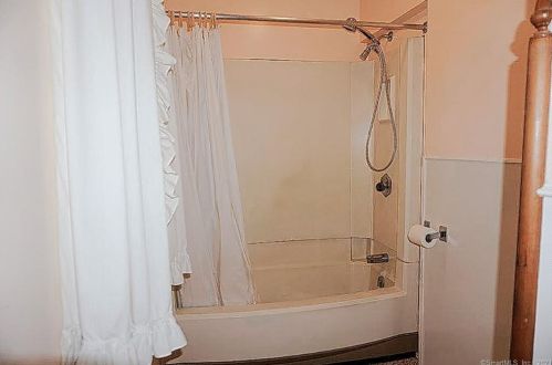 49 Brk St, Torrington CT 06790-5012 exterior