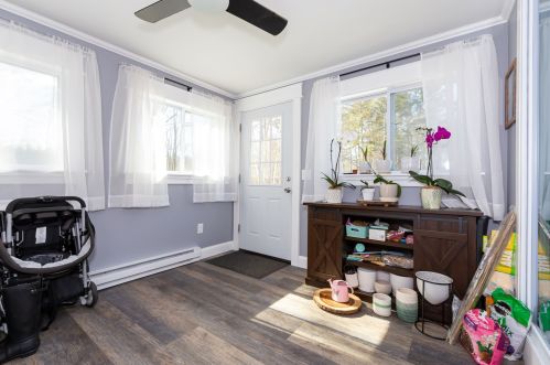 8 Foxglove Ter, Concord NH 03303-3419 exterior