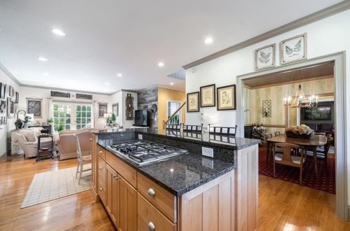 507 Danube Rd, Atlanta GA 30342-3811 exterior