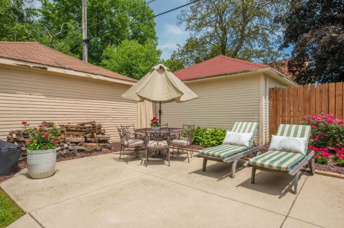 2722 Lefeber Ave, Milwaukee WI 53210-1140 exterior