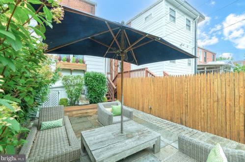 117 Peyton St, Alexandria VA 22314-2723 exterior