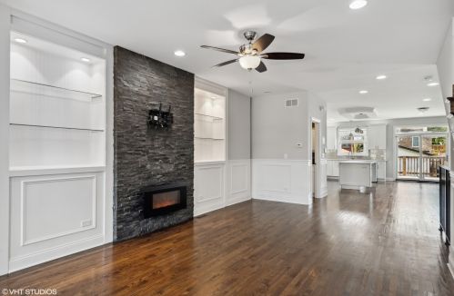 4825 Indiana Ave, Chicago IL  60615-1105 exterior