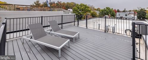 1818 37th St, Washington DC  20007-2238 exterior