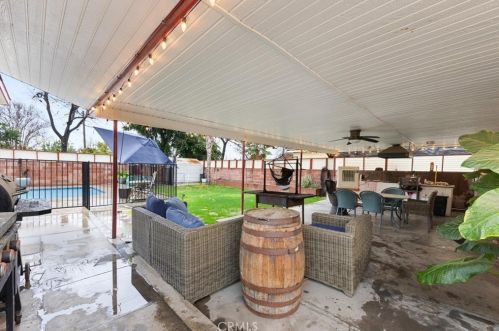 117 Loma Linda Dr, Bakersfield CA 93305-2926 exterior