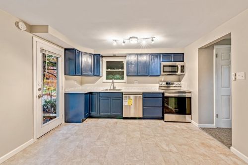 1302 Clark St, Pittsburgh PA  15221-1808 exterior