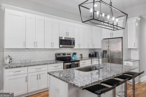 726 Brookline St, Atlanta GA 30310-3448 exterior