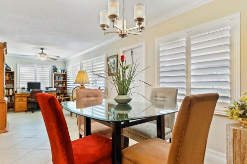 1592 14 Ave, Boynton Beach FL 33426-5807 exterior