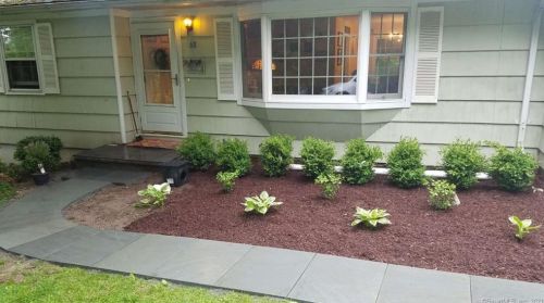 68 Grandview Dr, Ridgefield, CT 06877-3014