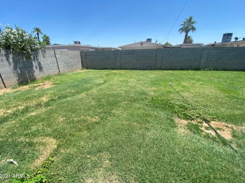 3017 81st Dr, Phoenix AZ  85033-4760 exterior