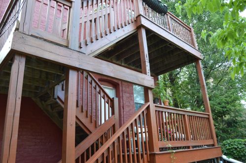 1645 Bell Ave, Chicago IL 60618-1957 exterior