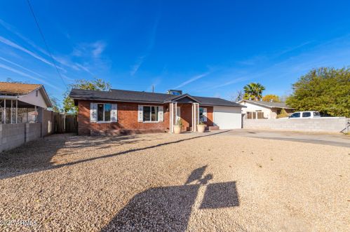 2028 29th Pl, Phoenix, AZ 85008-2816
