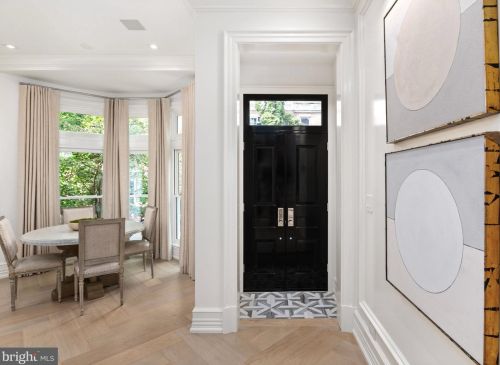 1730 Corcoran St, Washington DC  20009-2406 exterior