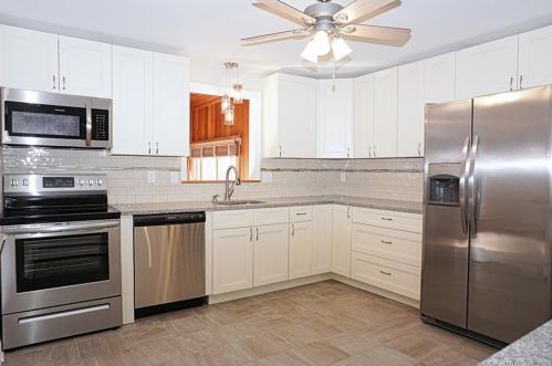 470 Clearview Ave, Torrington CT 06790-5626 exterior