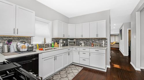 1415 Mayfield Ave, Chicago IL  60651-1015 exterior