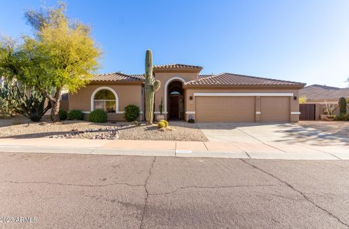 22037 55th St, Phoenix AZ  85054-7151 exterior