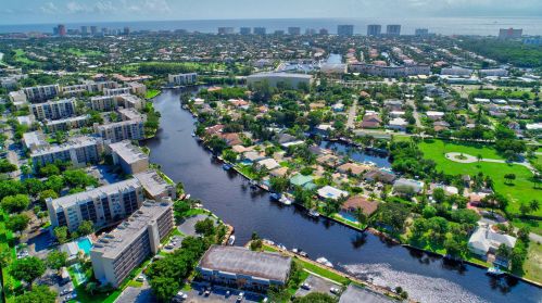 26 Royal Palm Way, Boca Raton FL 26302-7819 exterior