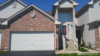727 Crossing Way, Saint Charles IL  60174-4721 exterior