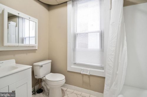 906 48th St, Philadelphia PA 19131-5119 exterior