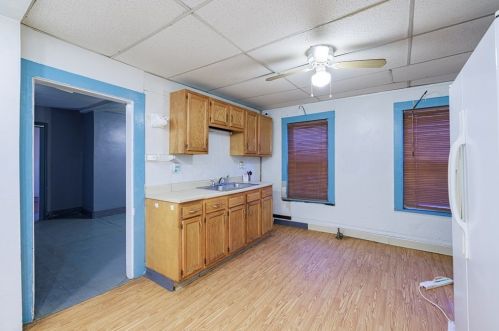 92 Cedar St, Springfield MA  01105-1447 exterior