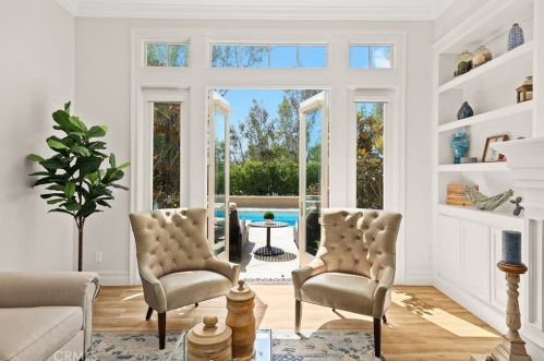 2440 Bronzewood Dr, Tustin CA  92782-4321 exterior