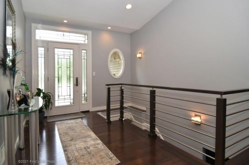 16 Evergreen Pkwy, Providence RI  02904-3109 exterior