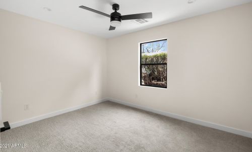 1038 Clarendon Ave, Phoenix AZ 85033-4119 exterior