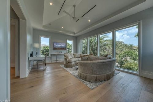 1365 Spyglass Ln, Naples FL 34102-7735 exterior