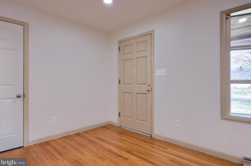 34 Corry Ave, Lancaster PA 17601-3933 exterior