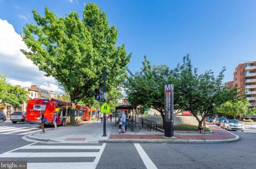 2707 Adams Mill Rd, Washington DC 20009-2178 exterior