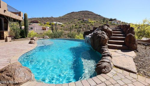 37025 33rd Ave, Phoenix AZ  85086-8740 exterior