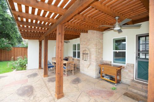 14140 Edgecrest Dr, Dallas TX 75254-2803 exterior