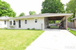1028 Oxford Ave, Pekin, IL 61554-4879