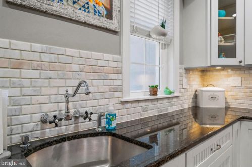 622 Johnson St, Philadelphia PA 19144-3705 exterior