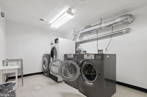 2639 15th St, Washington DC 20009-4654 exterior