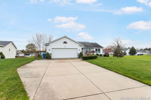 202 Talon Dr, Coppersville, MI 49404-9440