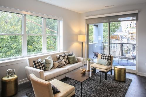 909 Montana St, Chicago IL  60614-2408 exterior