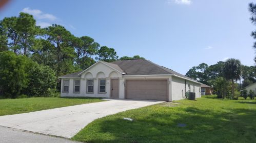 1165 Irving St, Fort Pierce, FL 34983-2537