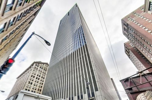 65 Monroe St, Chicago IL  60603-4910 exterior
