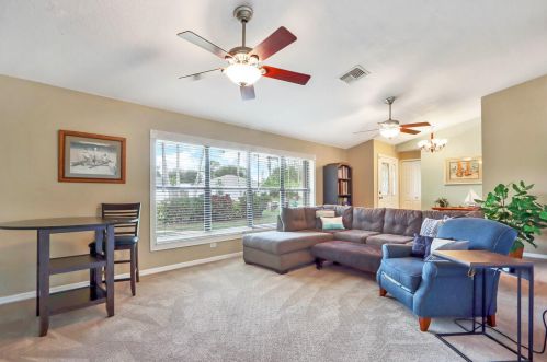 326 Surfside Ave, Fort Pierce FL  34983-1244 exterior