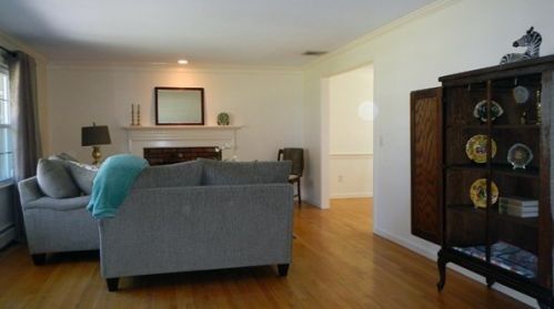 195 Coventry Ln, Springfield MA  01106-1629 exterior