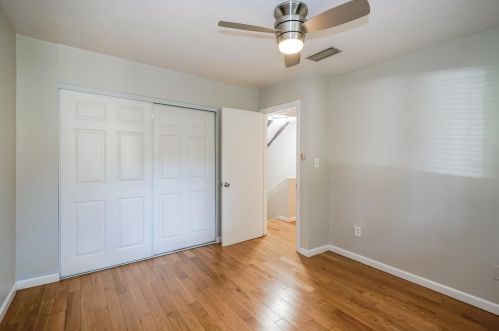 12425 Touchton Dr, Tampa FL  33617-1541 exterior