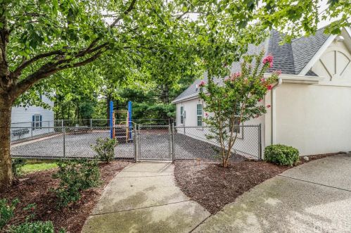 1737 Waterford Dr, Edison NJ  08817-1909 exterior