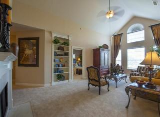 5454 Newcastle St, Houston TX  77081-2245 exterior