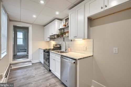 654 Poplar St, Lancaster PA 17603-5535 exterior