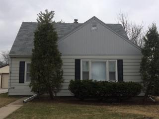 2542 61st St, Milwaukee WI  53219-2623 exterior